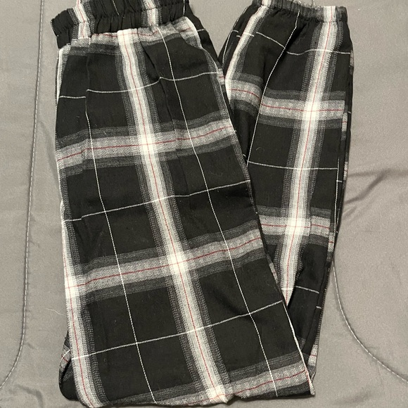 ROMWE Pants - ROMWE jogger dress pants